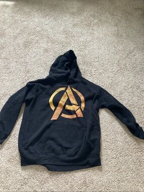 Black avengers sweatshirt, size youth, extra large avengers hoodie
